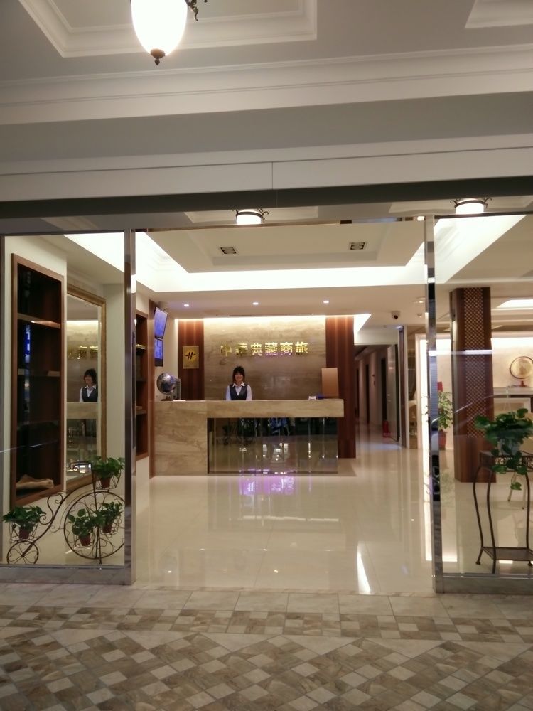 Taitung Z. Hotel Екстер'єр фото